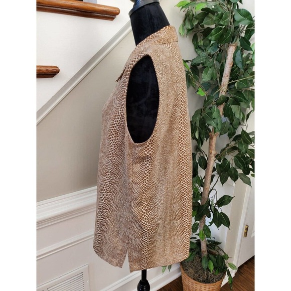 Mosaic Women's Brown Polyester Collared Sleeveless Buttons Down Shirt Size 14MP - Picture 5 of 10